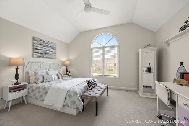 2412 Comstock Court, Naperville, IL 60564