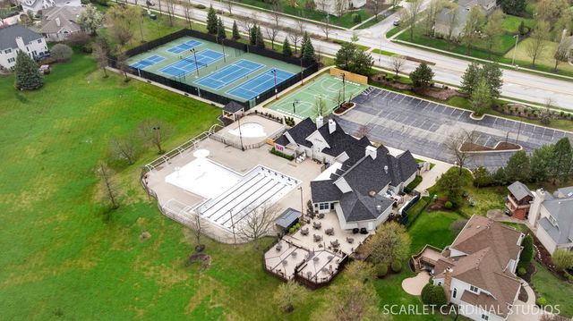 2412 Comstock Court, Naperville, IL 60564