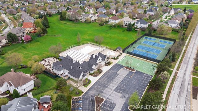 2412 Comstock Court, Naperville, IL 60564