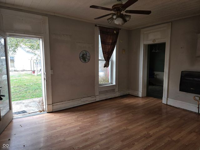 336 E 9th Street, Rushville, IN 46173