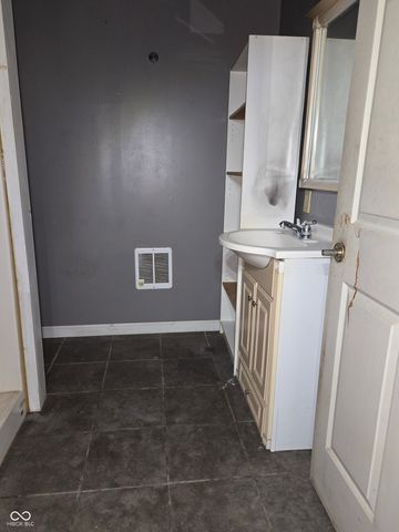 336 E 9th Street, Rushville, IN 46173