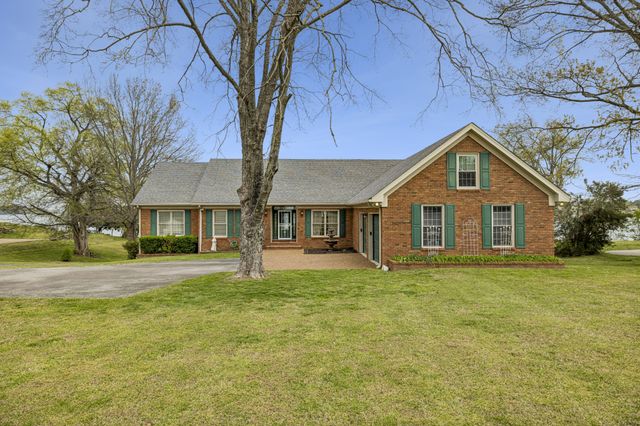 3211 Lakeshore Dr, Old Hickory, TN 37138