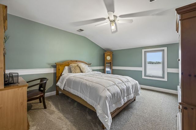 3211 Lakeshore Dr, Old Hickory, TN 37138