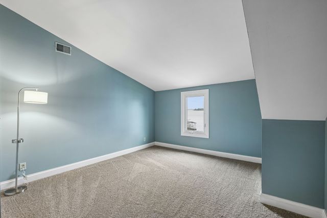 3211 Lakeshore Dr, Old Hickory, TN 37138