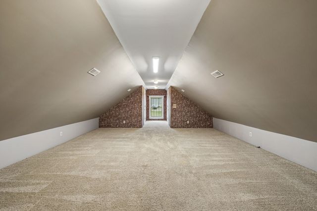 3211 Lakeshore Dr, Old Hickory, TN 37138