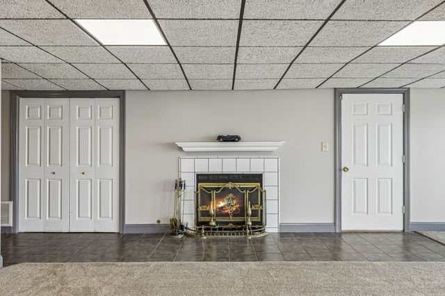 3211 Lakeshore Dr, Old Hickory, TN 37138