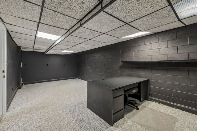 3211 Lakeshore Dr, Old Hickory, TN 37138