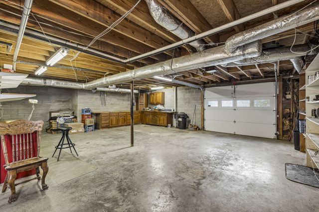 3211 Lakeshore Dr, Old Hickory, TN 37138