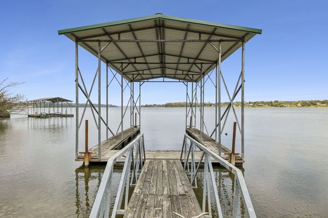 3211 Lakeshore Dr, Old Hickory, TN 37138