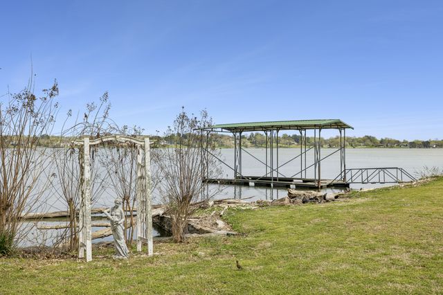 3211 Lakeshore Dr, Old Hickory, TN 37138