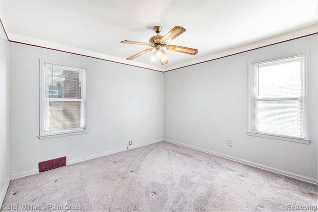 7258 Helen, Center Line, MI 48015