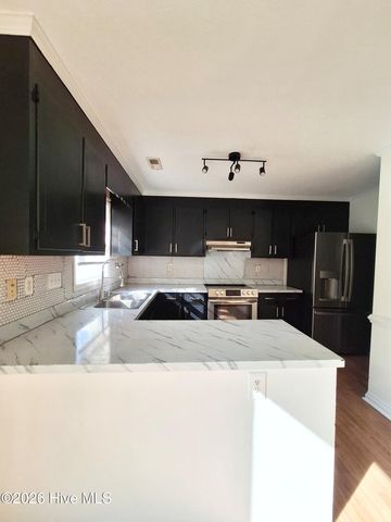 3995 Sterling Pointe Drive Kkk5, Winterville, NC 28590