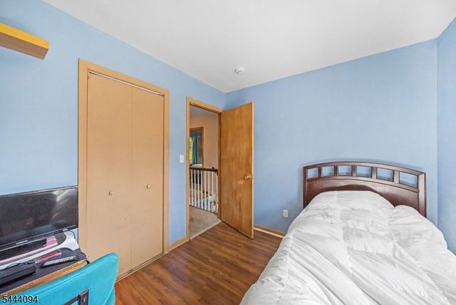 45 Leonard Ter, Wayne Twp., NJ 07470