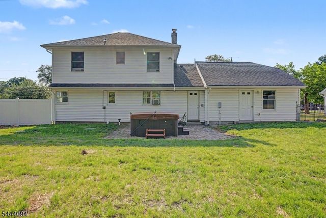 45 Leonard Ter, Wayne Twp., NJ 07470