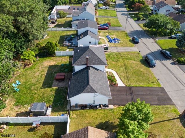 45 Leonard Ter, Wayne Twp., NJ 07470