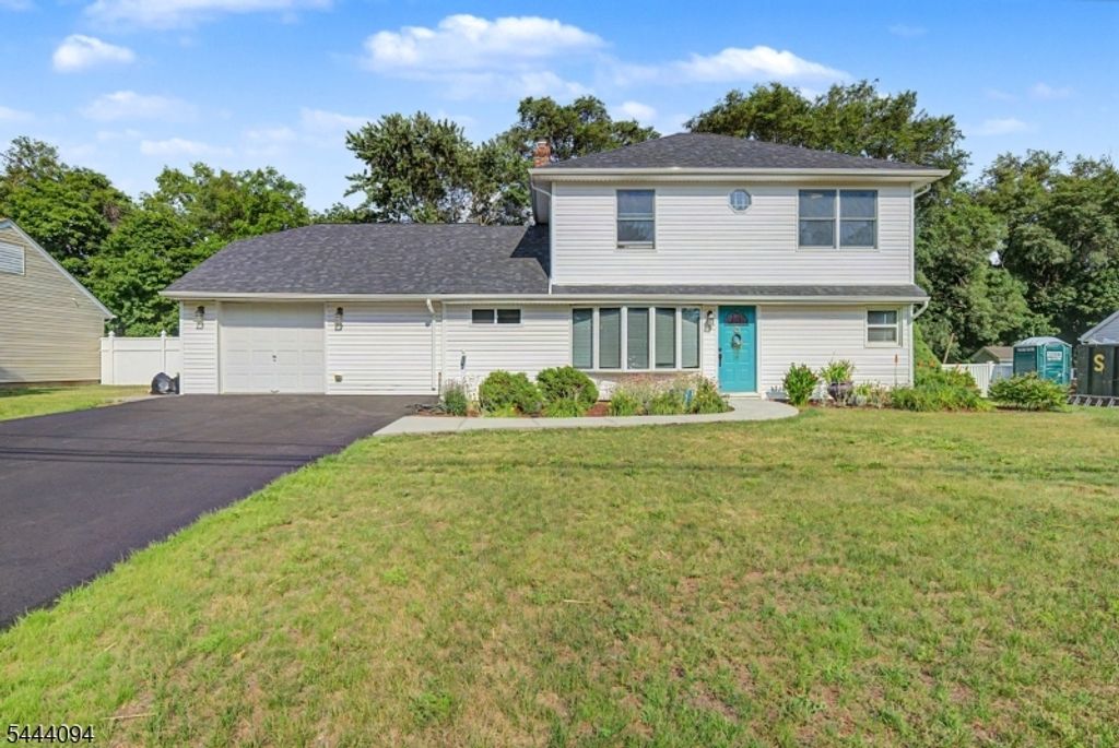 45 Leonard Ter, Wayne Twp., NJ 07470