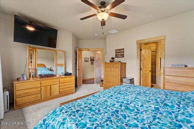 50 Bellflower CT, Blanchard, ID 83804