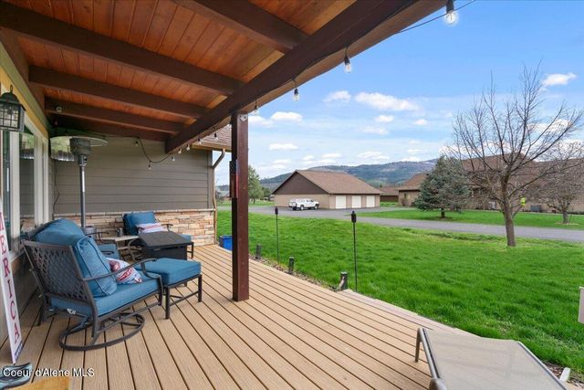 50 Bellflower CT, Blanchard, ID 83804