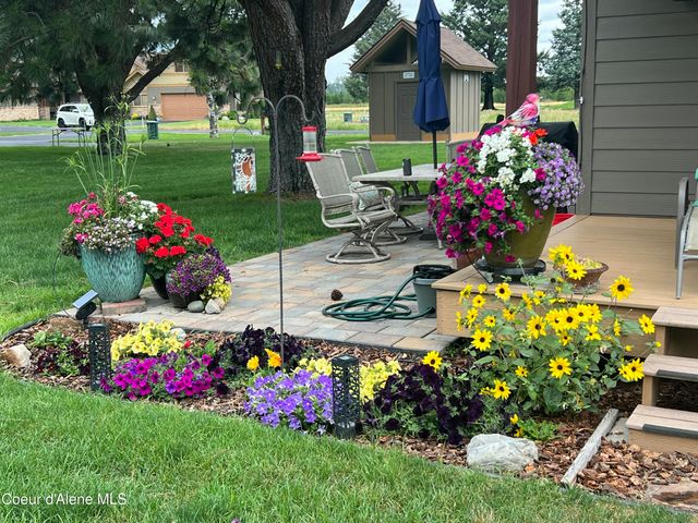 50 Bellflower CT, Blanchard, ID 83804