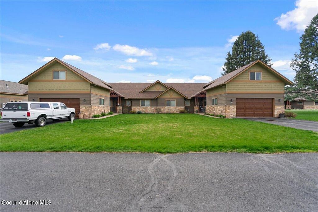50 Bellflower CT, Blanchard, ID 83804