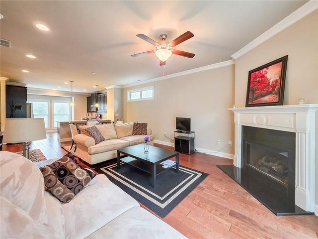 7910 Willoughby Court, Alpharetta, GA 30005