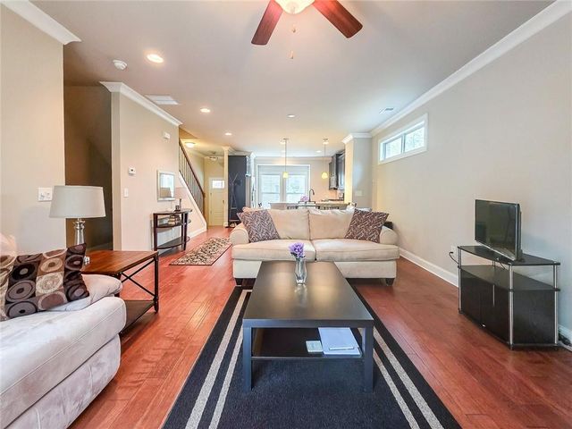 7910 Willoughby Court, Alpharetta, GA 30005