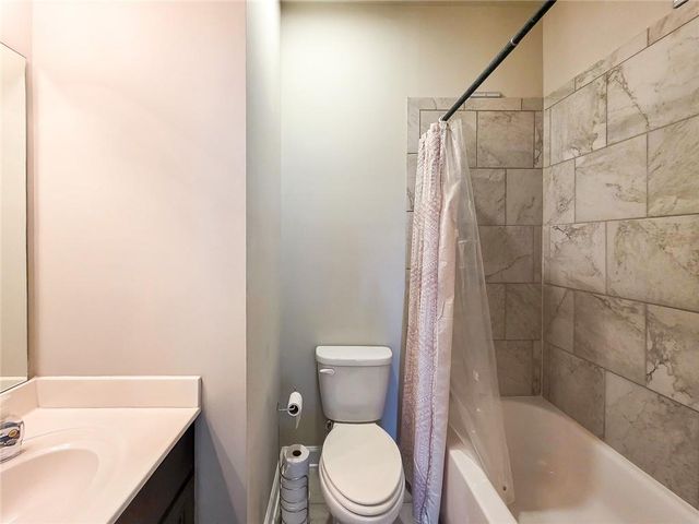 7910 Willoughby Court, Alpharetta, GA 30005