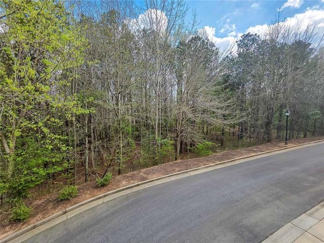 7910 Willoughby Court, Alpharetta, GA 30005