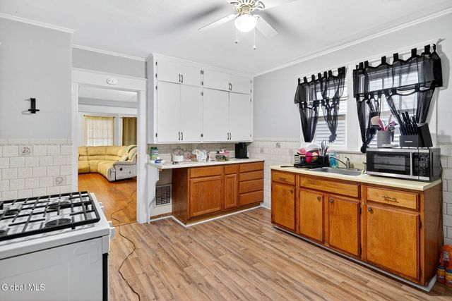 205 Vley Road, Scotia, NY 12302