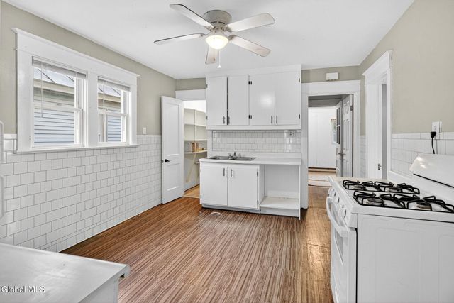 205 Vley Road, Scotia, NY 12302