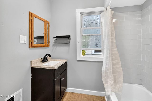 205 Vley Road, Scotia, NY 12302