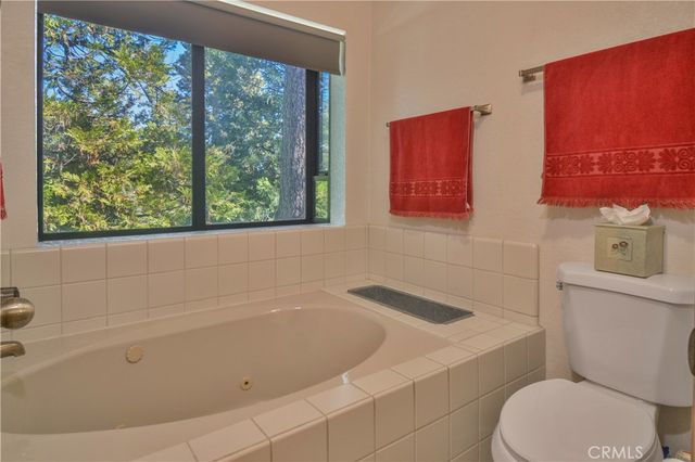 27494 White Fir, Lake Arrowhead, CA 92352