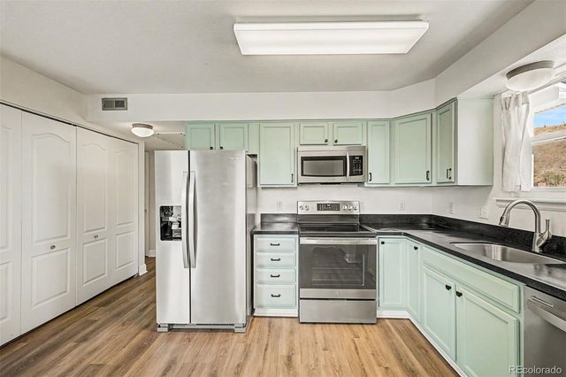 1629 S Deframe Street B8, Denver, CO 80228