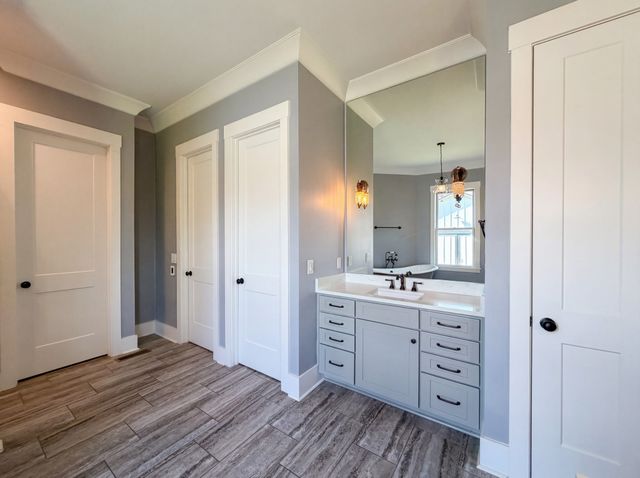 4450 Savage Pointe Dr, Franklin, TN 37064