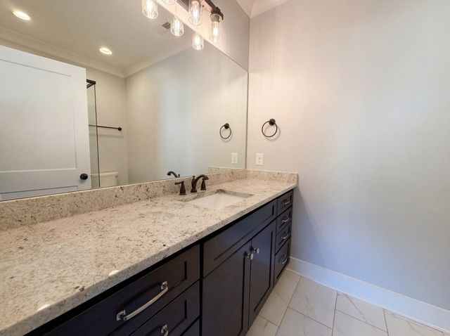 4450 Savage Pointe Dr, Franklin, TN 37064