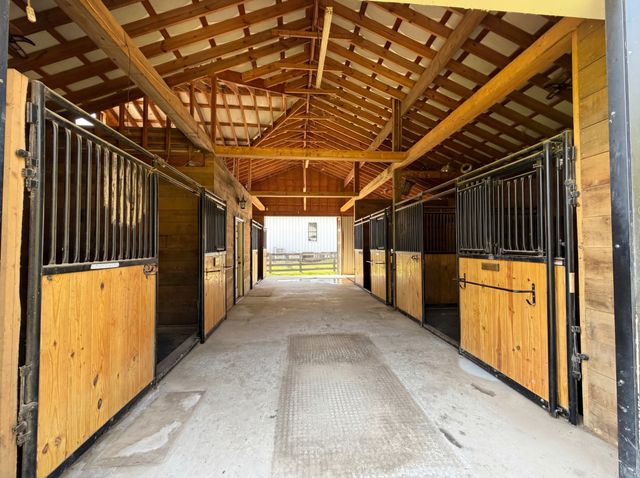 4450 Savage Pointe Dr, Franklin, TN 37064