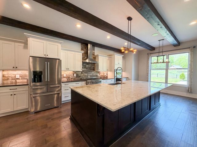 4450 Savage Pointe Dr, Franklin, TN 37064