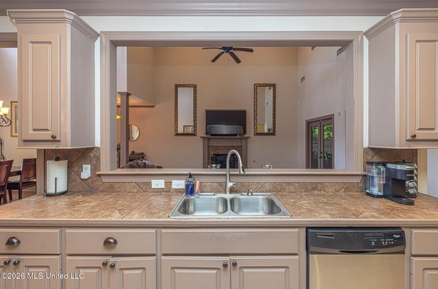 112 Porter Ridge, Canton, MS 39046