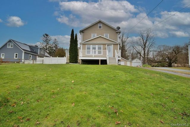 54 Midway Avenue, Amenia, NY 12501