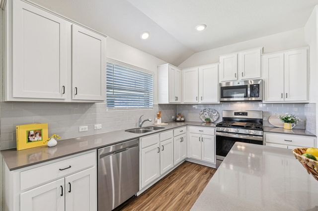 138 George Kimble CV, Bastrop, TX 78602