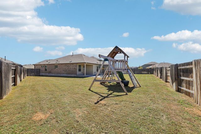 138 George Kimble CV, Bastrop, TX 78602