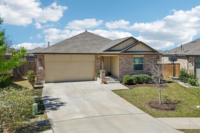 138 George Kimble CV, Bastrop, TX 78602