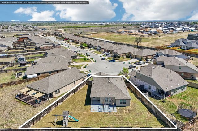 138 George Kimble CV, Bastrop, TX 78602