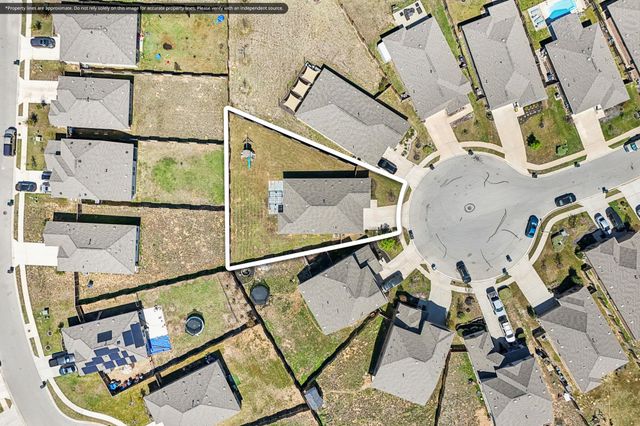 138 George Kimble CV, Bastrop, TX 78602