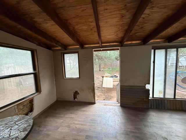 2953 WILDCAT Trail, Overgaard, AZ 85933