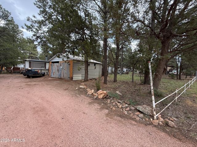 2953 WILDCAT Trail, Overgaard, AZ 85933