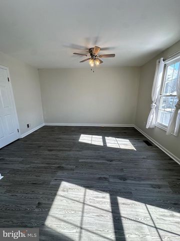 650 CORSICA AVE, Bear, DE 19701