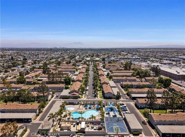 9867 Continental, Huntington Beach, CA 92646