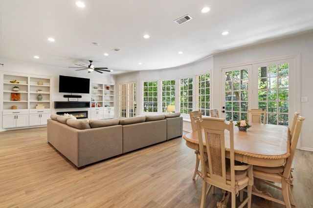 201 Vanderpool Lane 137, Houston, TX 77024