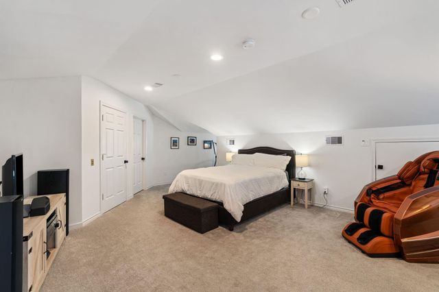 201 Vanderpool Lane 137, Houston, TX 77024